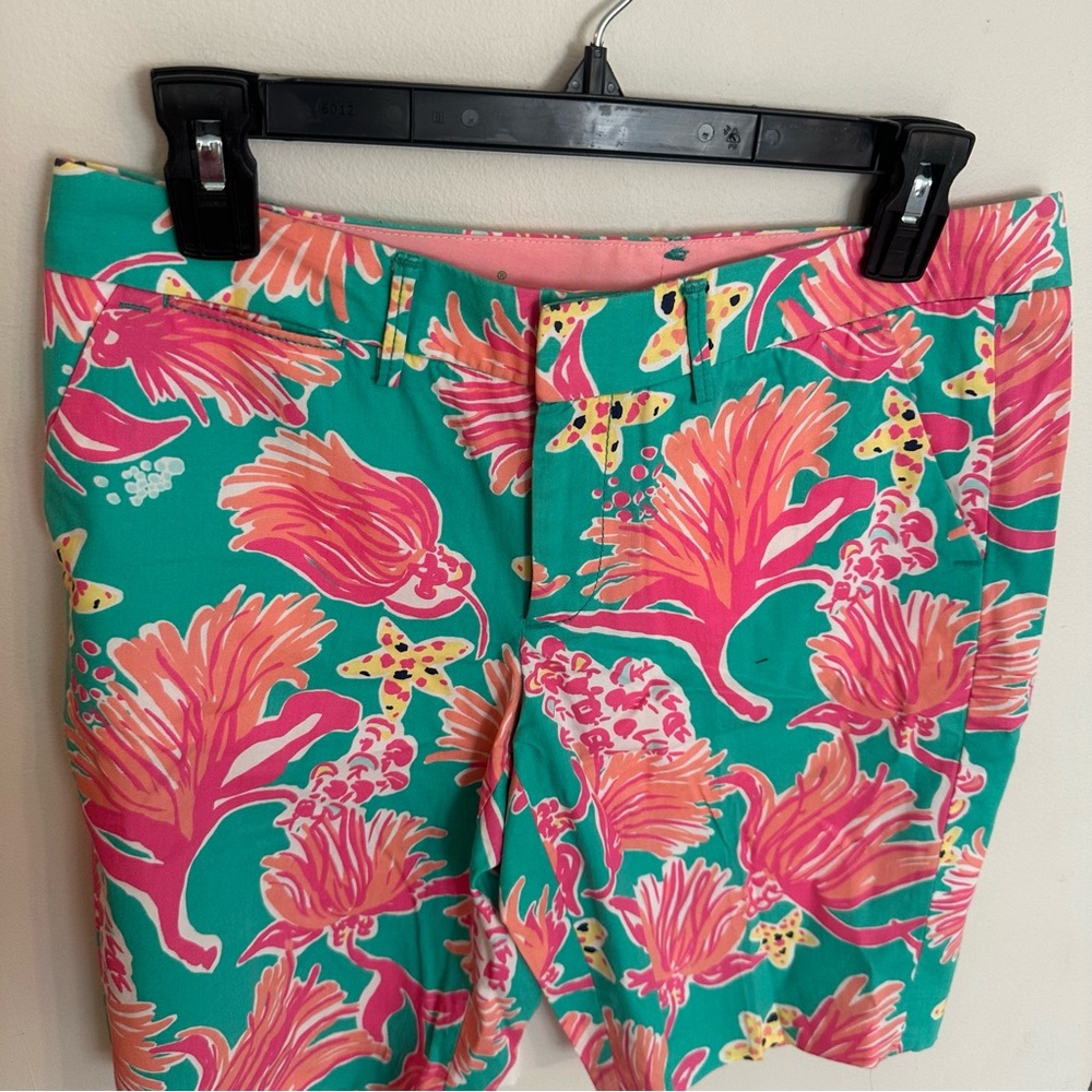 Lilly Pulitzer Womens Size 2 Lagoon Green Avenue Bermuda Shorts Seaside Pattern - Picture 8 of 16